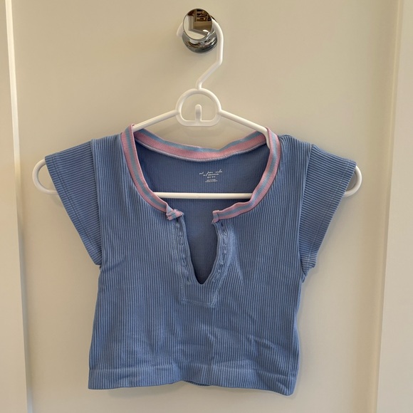 Urban Outfitters Tops - URBAN OUTFITTERS go for gold top size XS/S